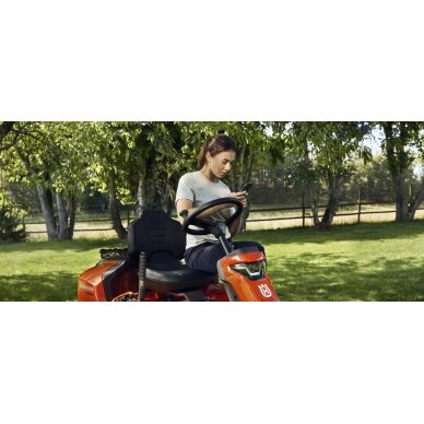 HUSQVARNA R 320X AWD 3